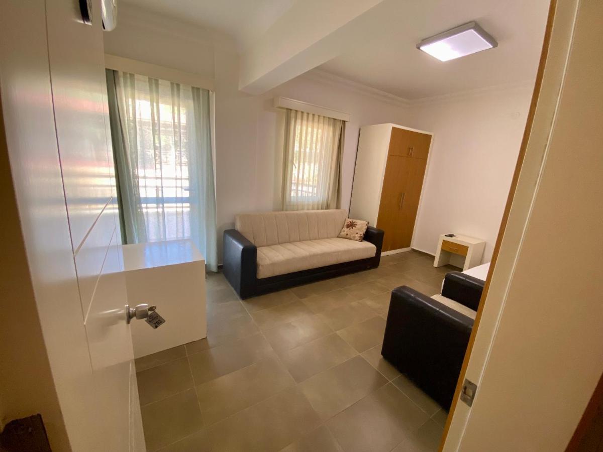 Konfor Suite Otel Cedit Eksteriør billede